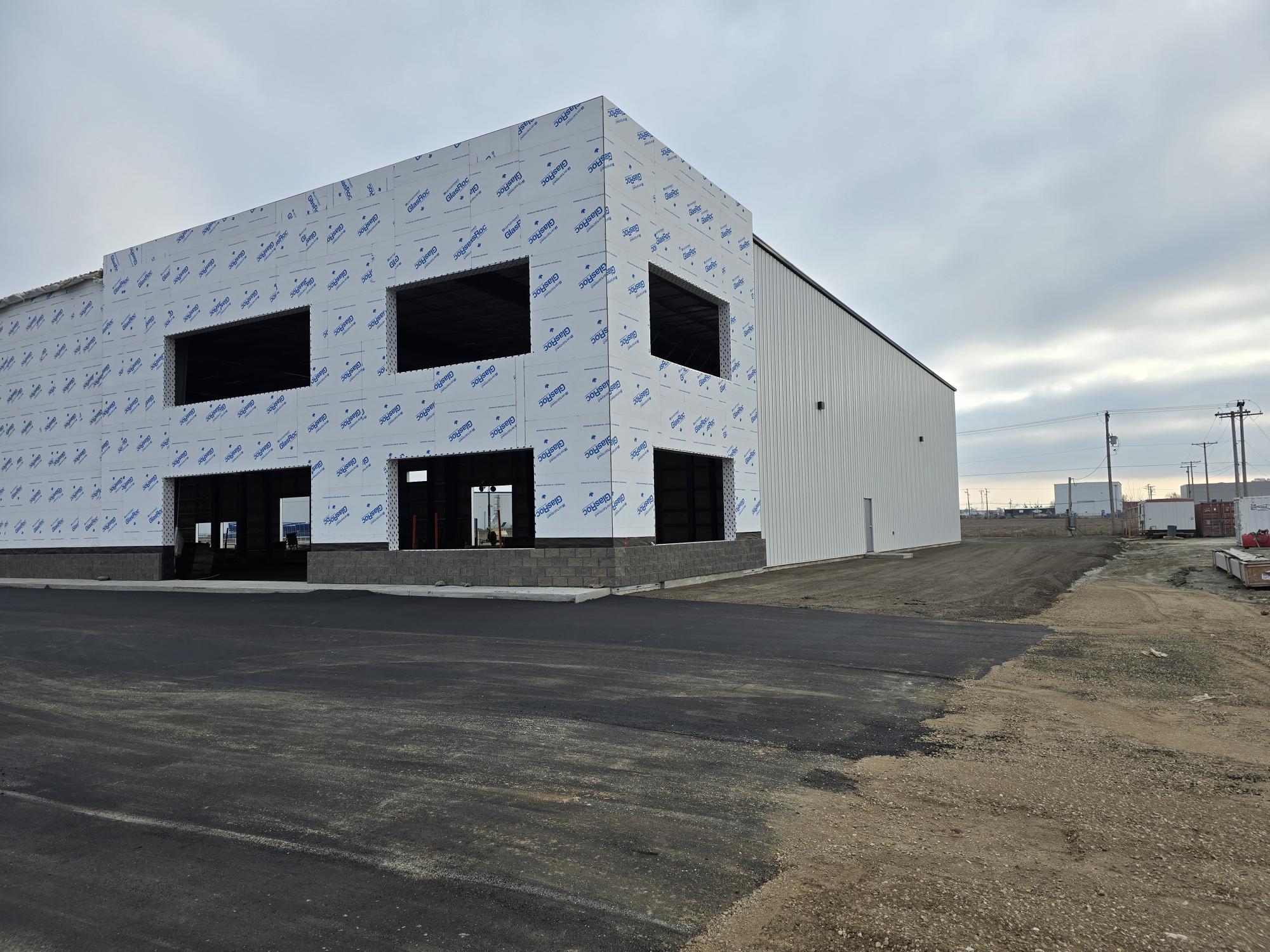 Cushman and Wakefield Saskatoon commercial real estate industrial for lease warehouse manufacturing and distribution