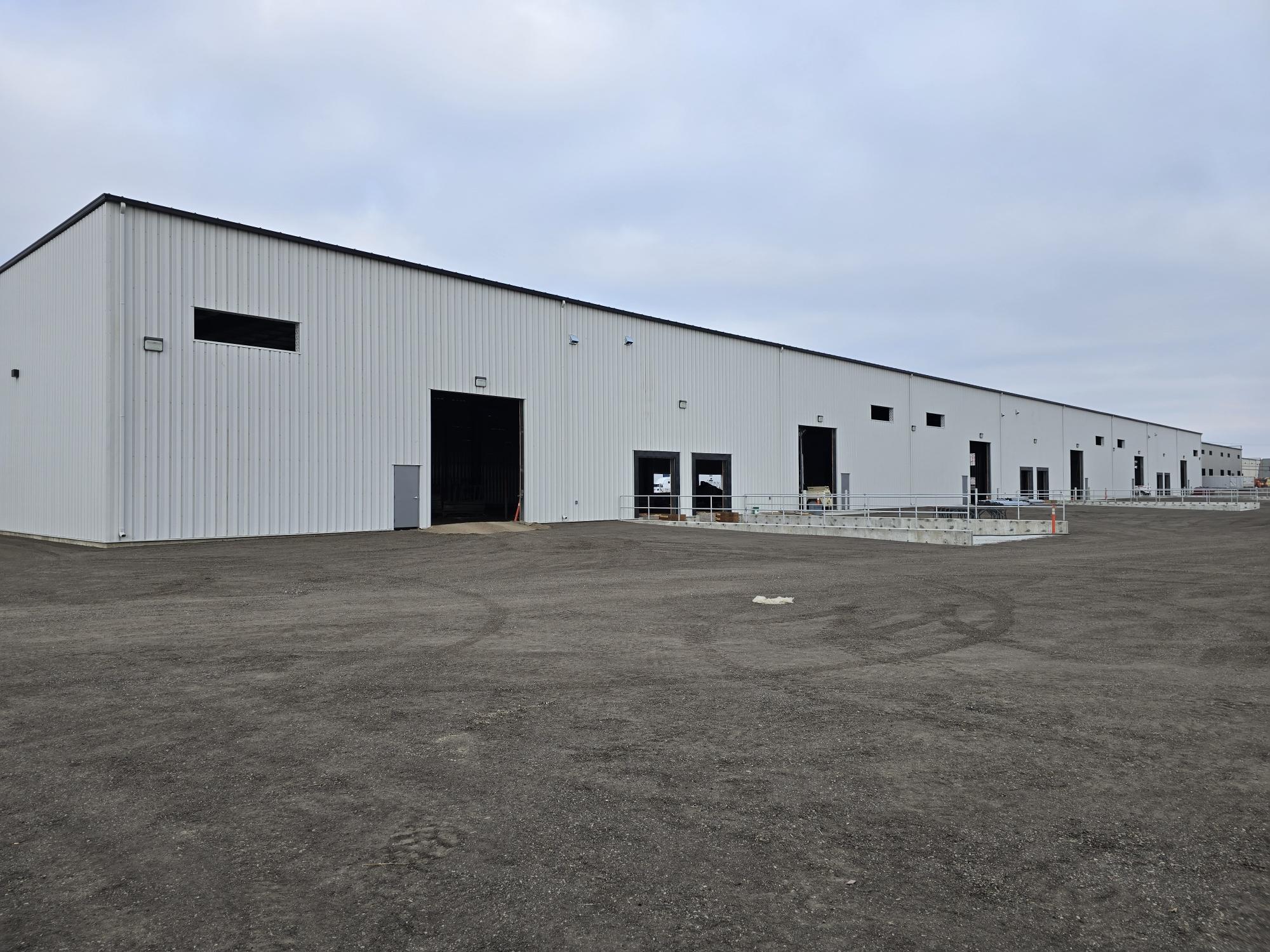 Cushman and Wakefield Saskatoon commercial real estate industrial for lease warehouse manufacturing and distribution