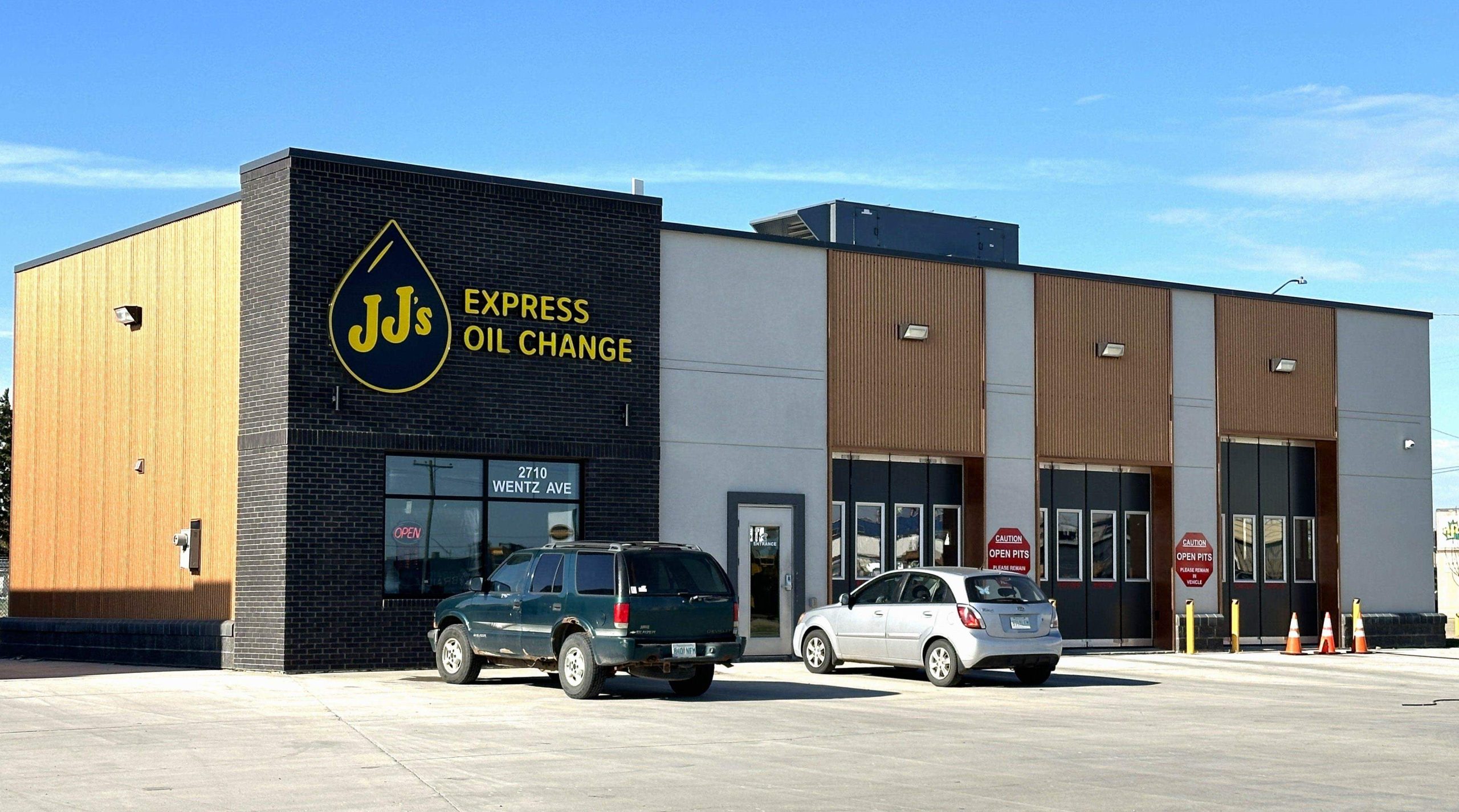 Cushman and Wakefield Saskatoon commercial real estate retail for lease 2712 Wentz Avenue