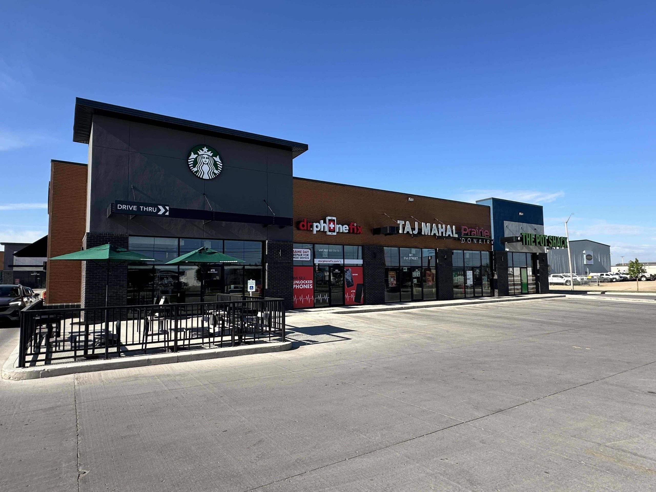 Cushman and Wakefield Saskatoon commercial real estate retail for lease 2712 Wentz Avenue