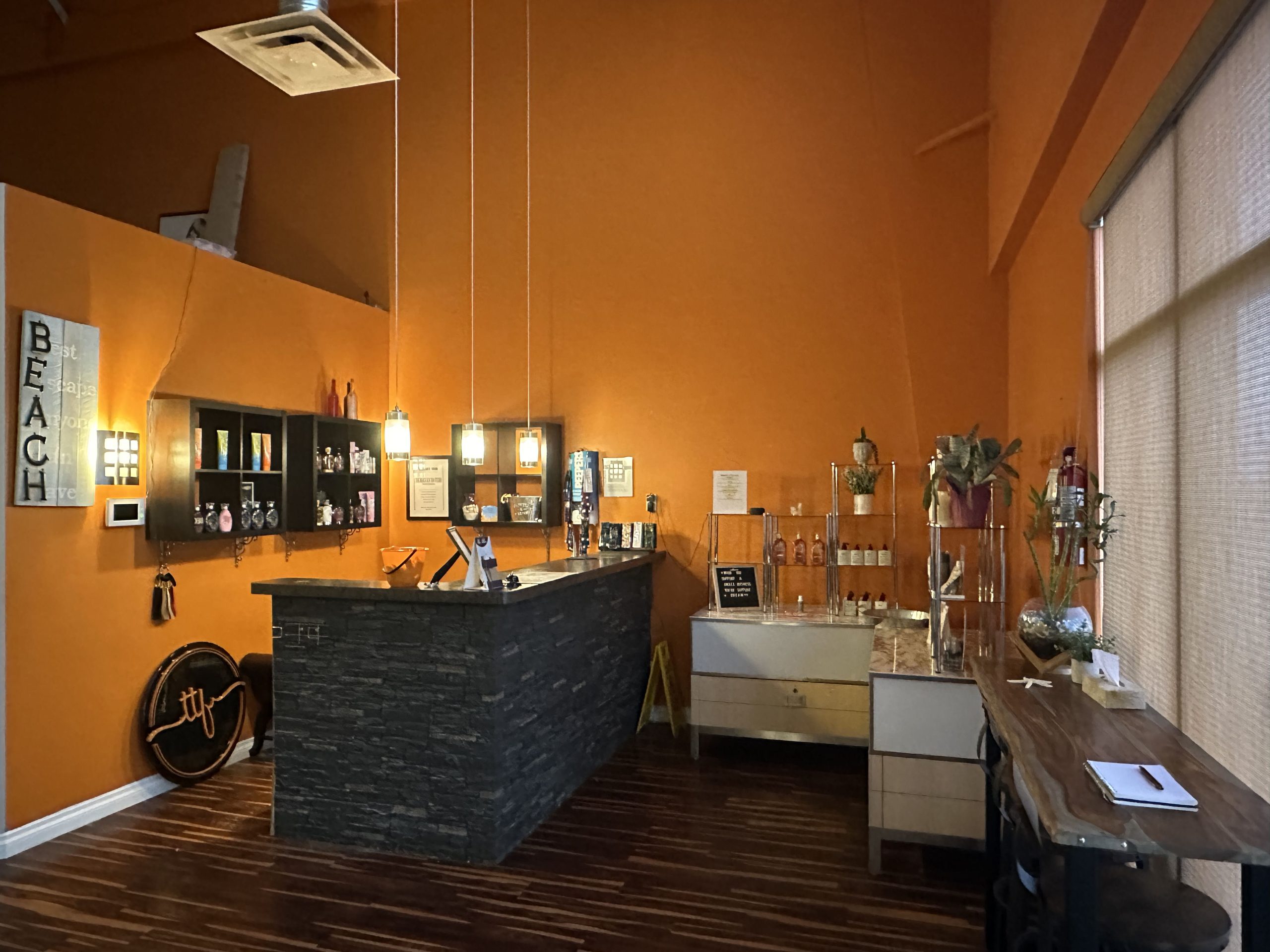 Cushman and Wakefield Saskatoon Retail Salon unit for Lease 3-239 Centennial Drive Martensville