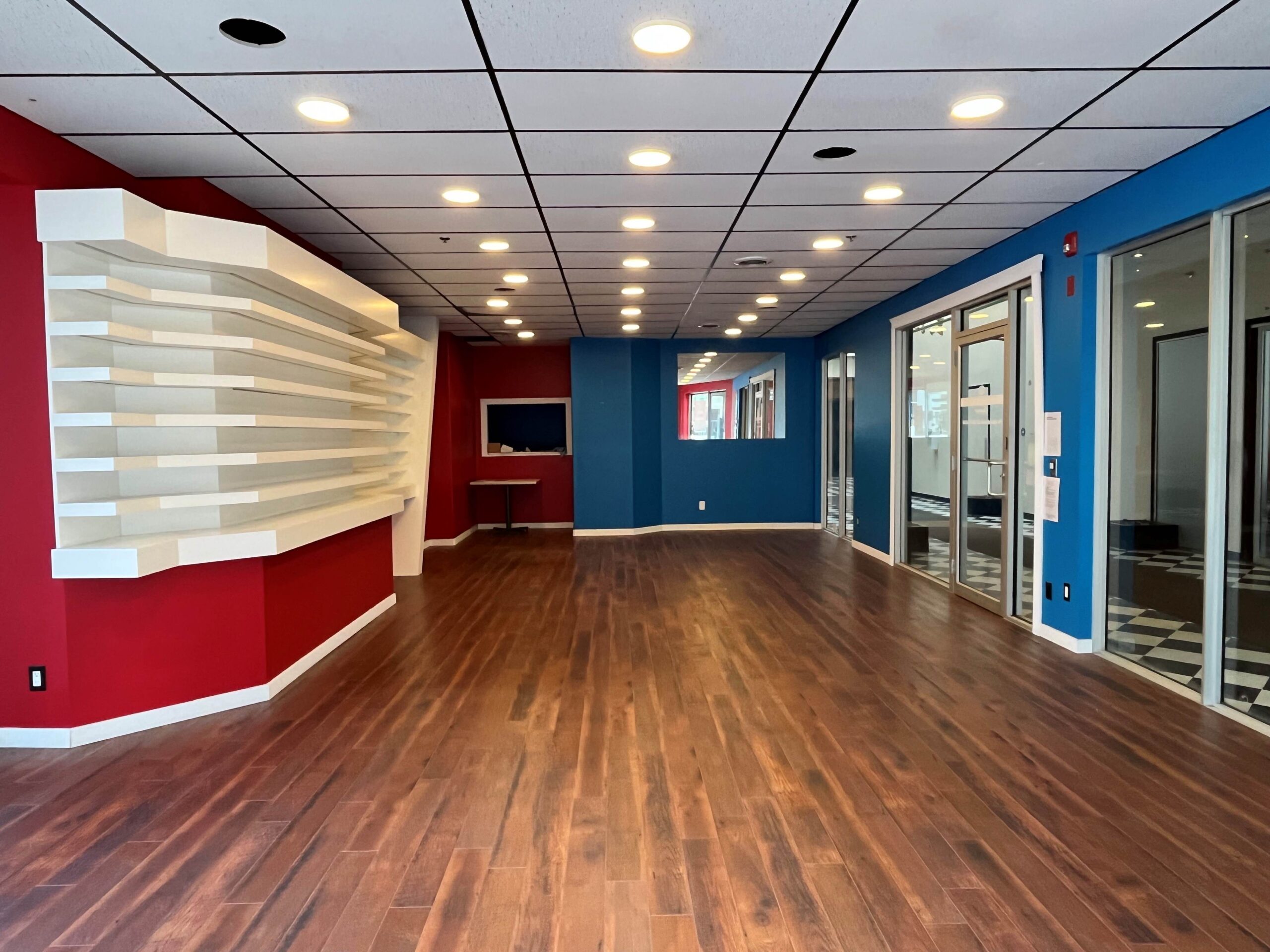 Cushman and Wakefield Saskatoon Commercial Real Estate For Lease retail unit downtown saskatoon 136 2nd Avenue S